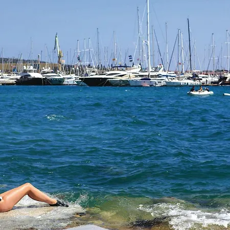 Lägenhet Cozy In Seget Donji With Wifi Trogir